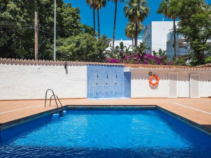 Los Nidos Studio with Pool